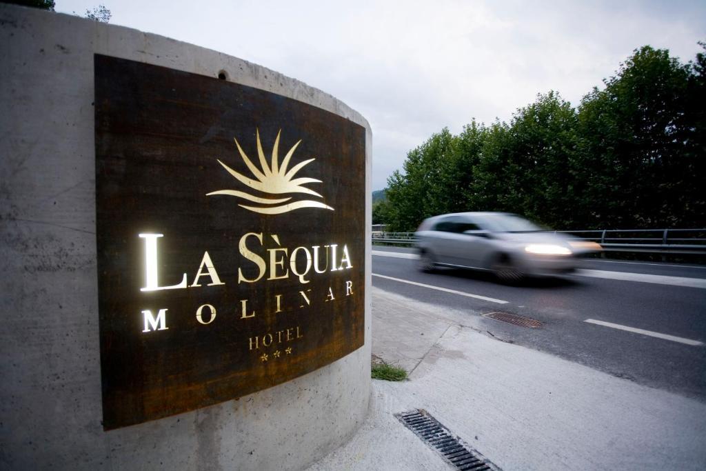 Hotel La Sequia Molinar Кампдеваноль Экстерьер фото
